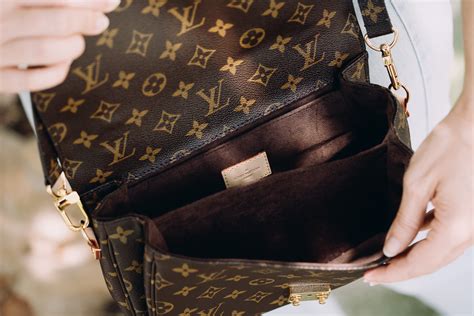 louis vuitton metis pochette review|louis vuitton pochette metis fashionphile.